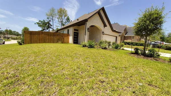 $2,799 | 305 Rise Lane, Montgomery, TX 77316