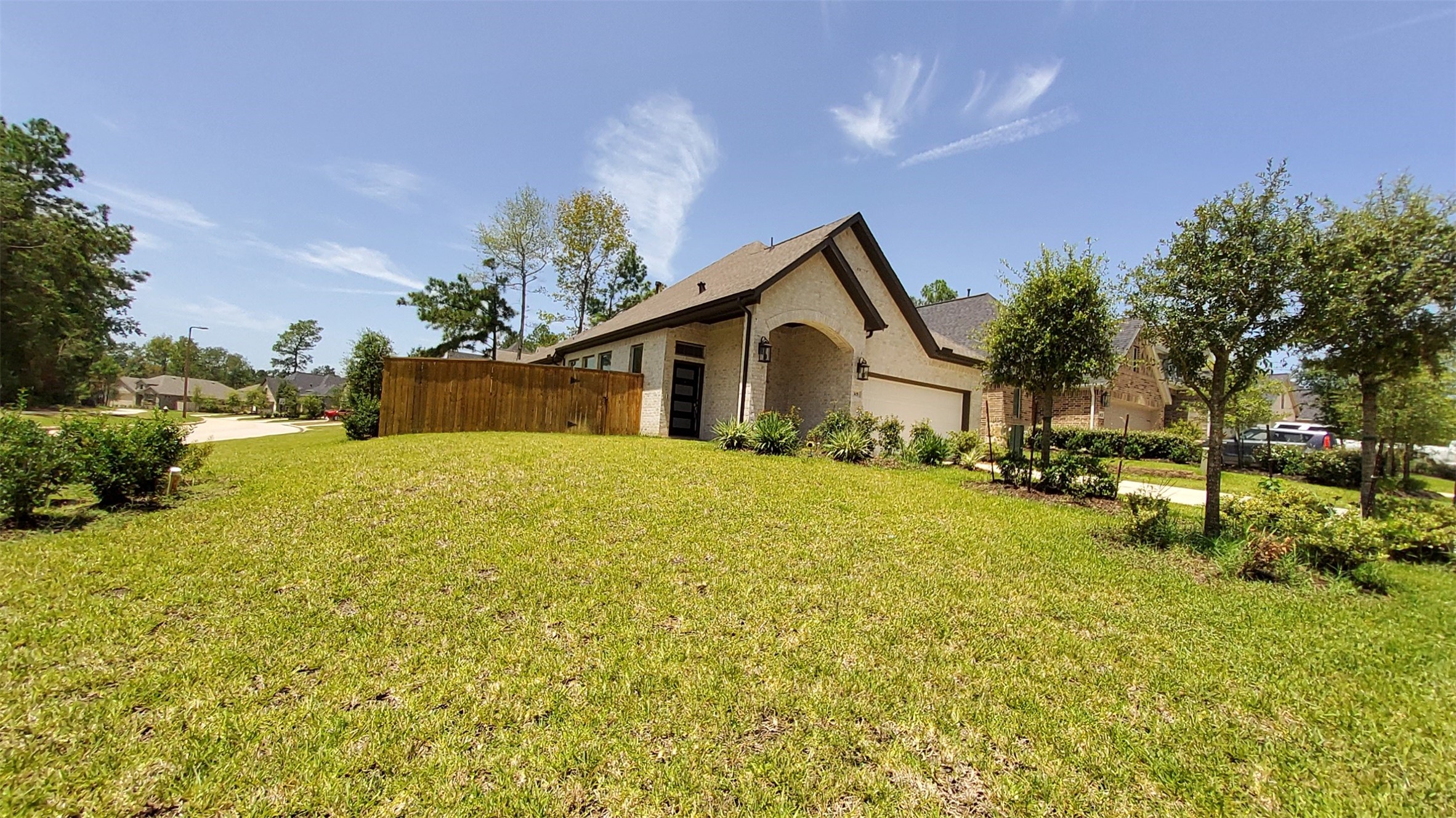 305 Rise Lane Montgomery, TX 77316 - Photo 8 of 39