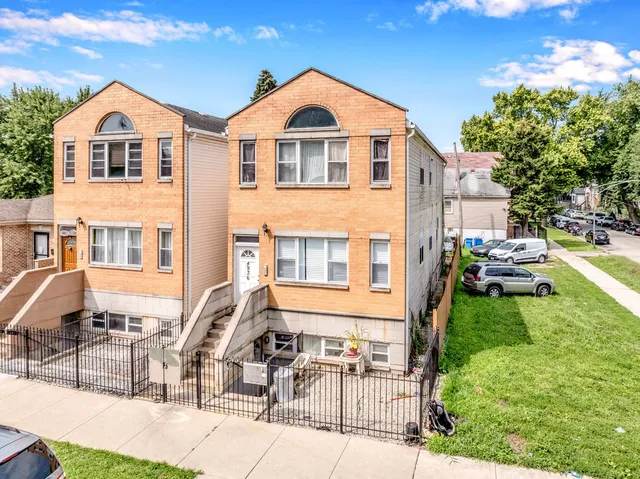 $399,999 | 4936 South Loomis Street, Chicago, IL 60609
