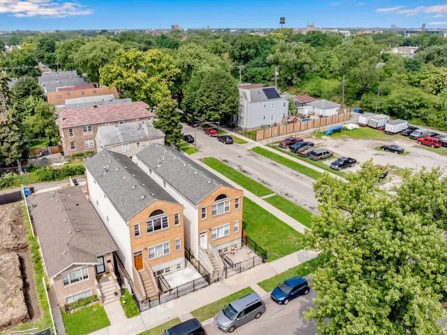 $399,999 | 4936 South Loomis Street, Chicago, IL 60609
