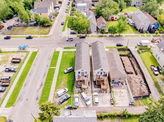 $399,999 | 4936 South Loomis Street, Chicago, IL 60609