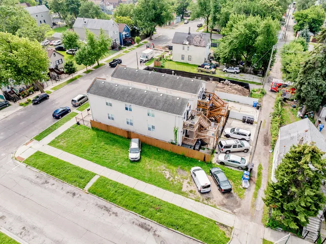 $399,999 | 4936 South Loomis Street, Chicago, IL 60609