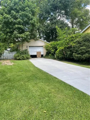 $340,000 | 352 Little Farms Avenue, River Ridge, LA 70123