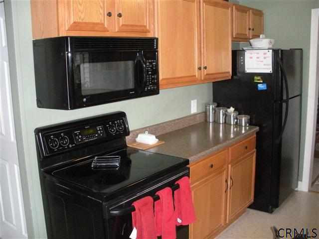 385 Vly Road Colonie, NY 12309 - Photo 8 of 15 Photo 8