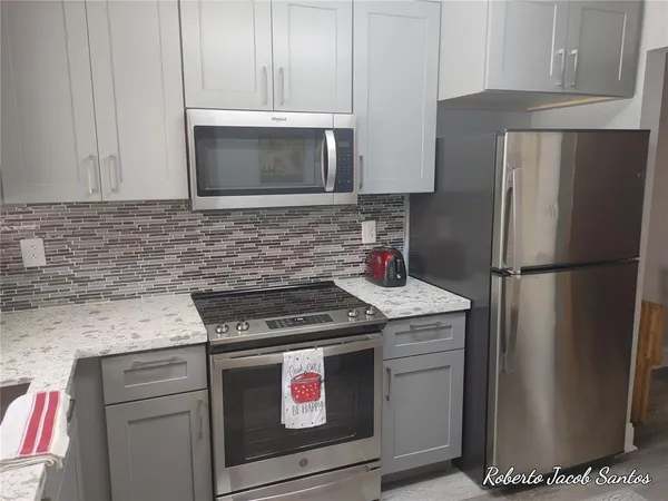$2,500 | 524 Osprey Drive, Unit 10B, Delray Beach, FL 33444