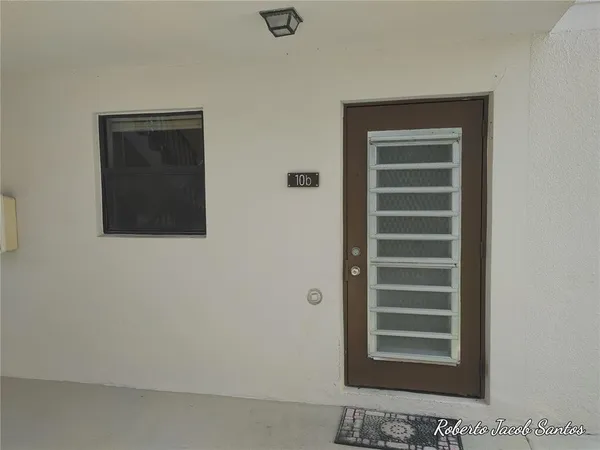 $2,500 | 524 Osprey Drive, Unit 10B, Delray Beach, FL 33444