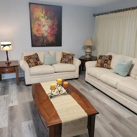 $2,500 | 524 Osprey Drive, Unit 10B, Delray Beach, FL 33444