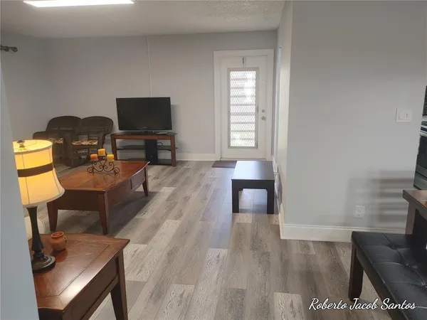 $2,500 | 524 Osprey Drive, Unit 10B, Delray Beach, FL 33444