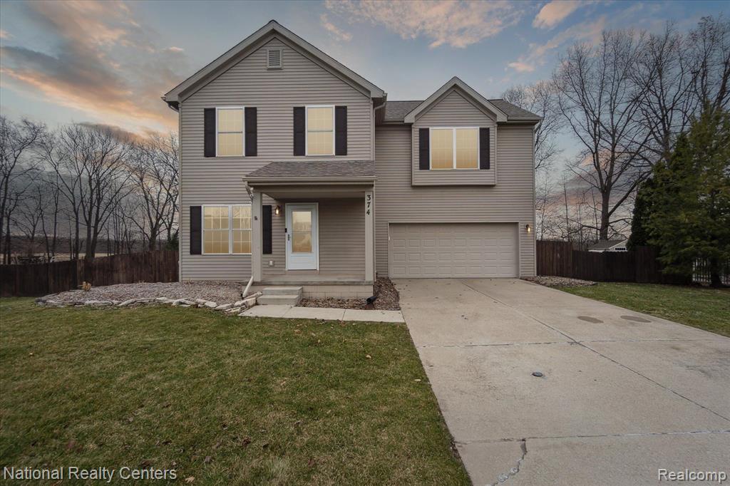 374 Sweet Briar Ridge Linden, MI 48451 - Photo 1 of 31 Gallery Image 1