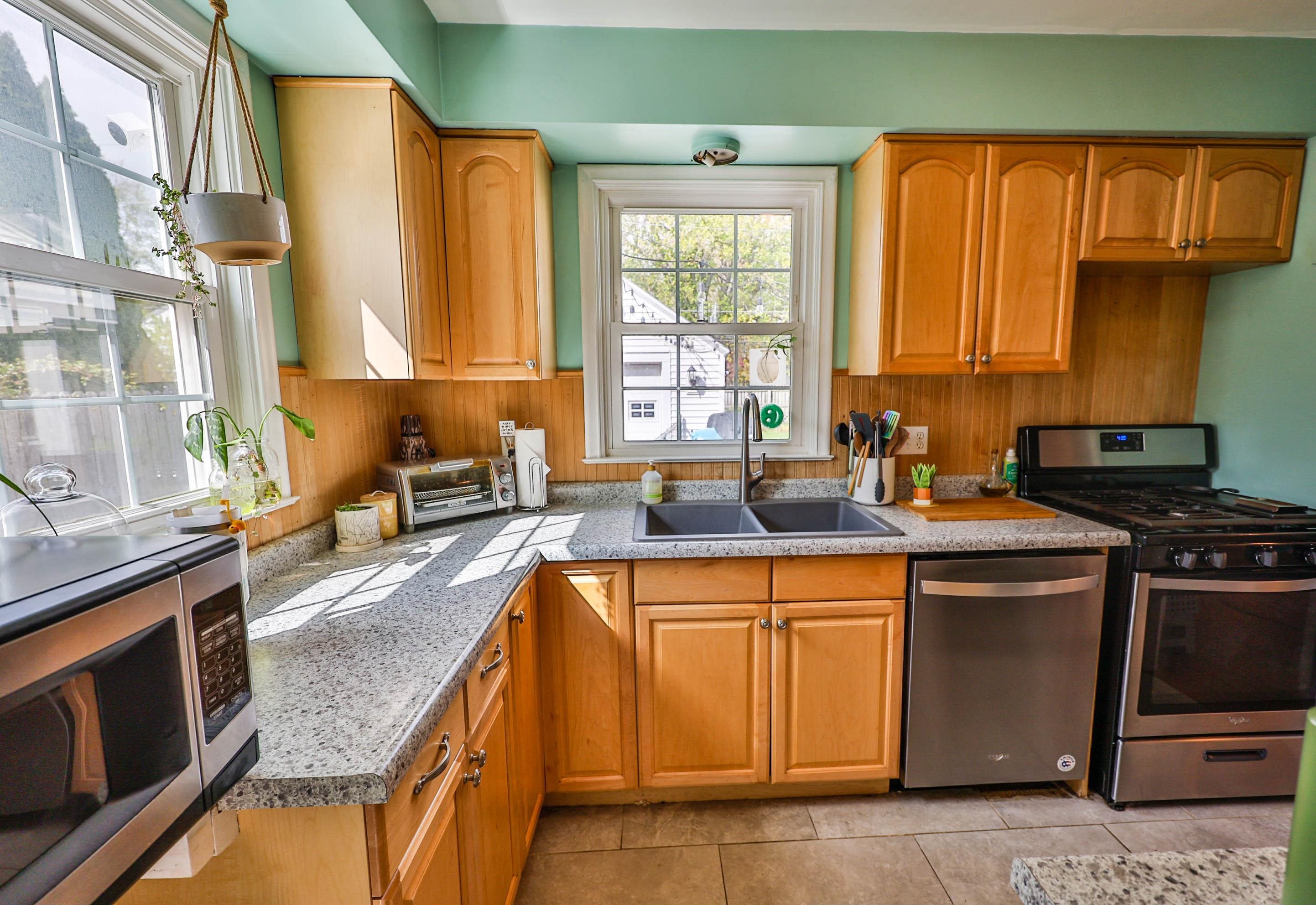 2330 Opechee Way Fort Wayne, IN 46809 - Photo 12 of 23