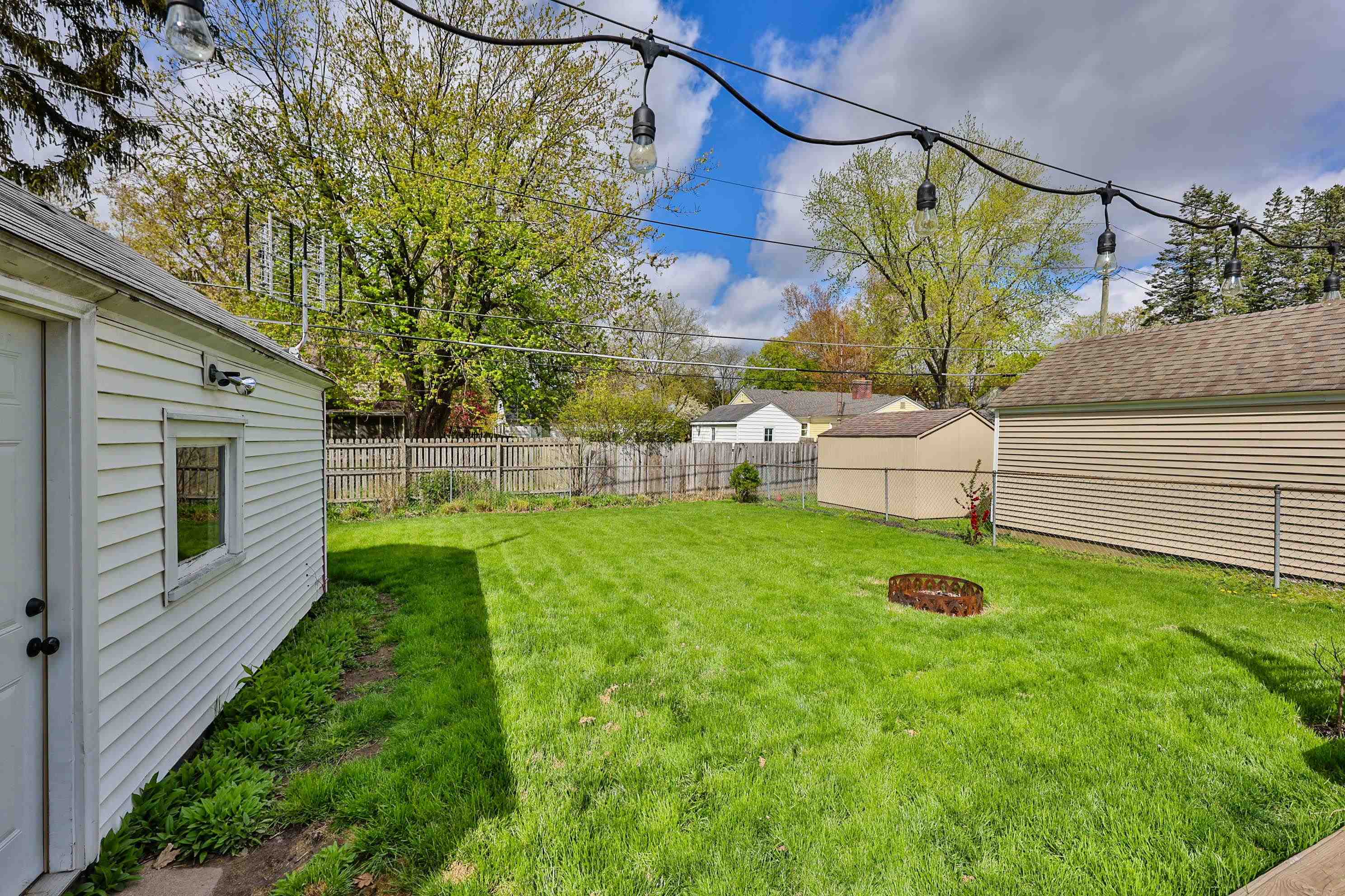 2330 Opechee Way Fort Wayne, IN 46809 - Photo 4 of 23