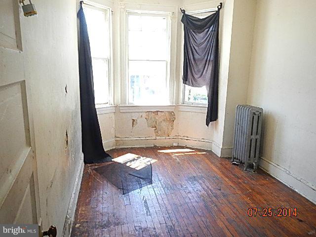 402 East Cold Spring Lane Baltimore, MD 21212 - Photo 8 of 13 Interior (General)