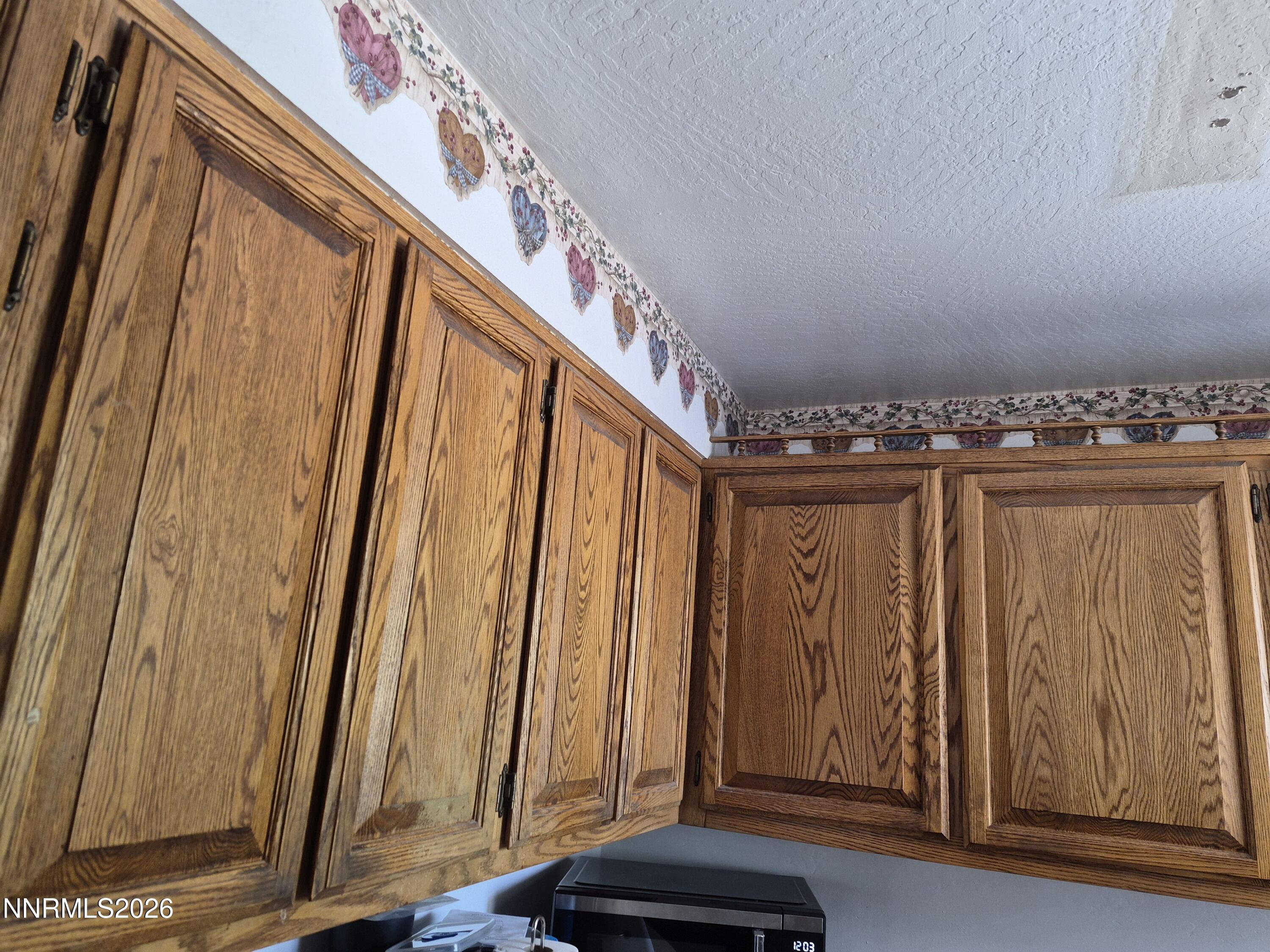 1140 Pine Road Fallon, NV 89406 - Photo 13 of 23 PINE KITCHEN CABINETS