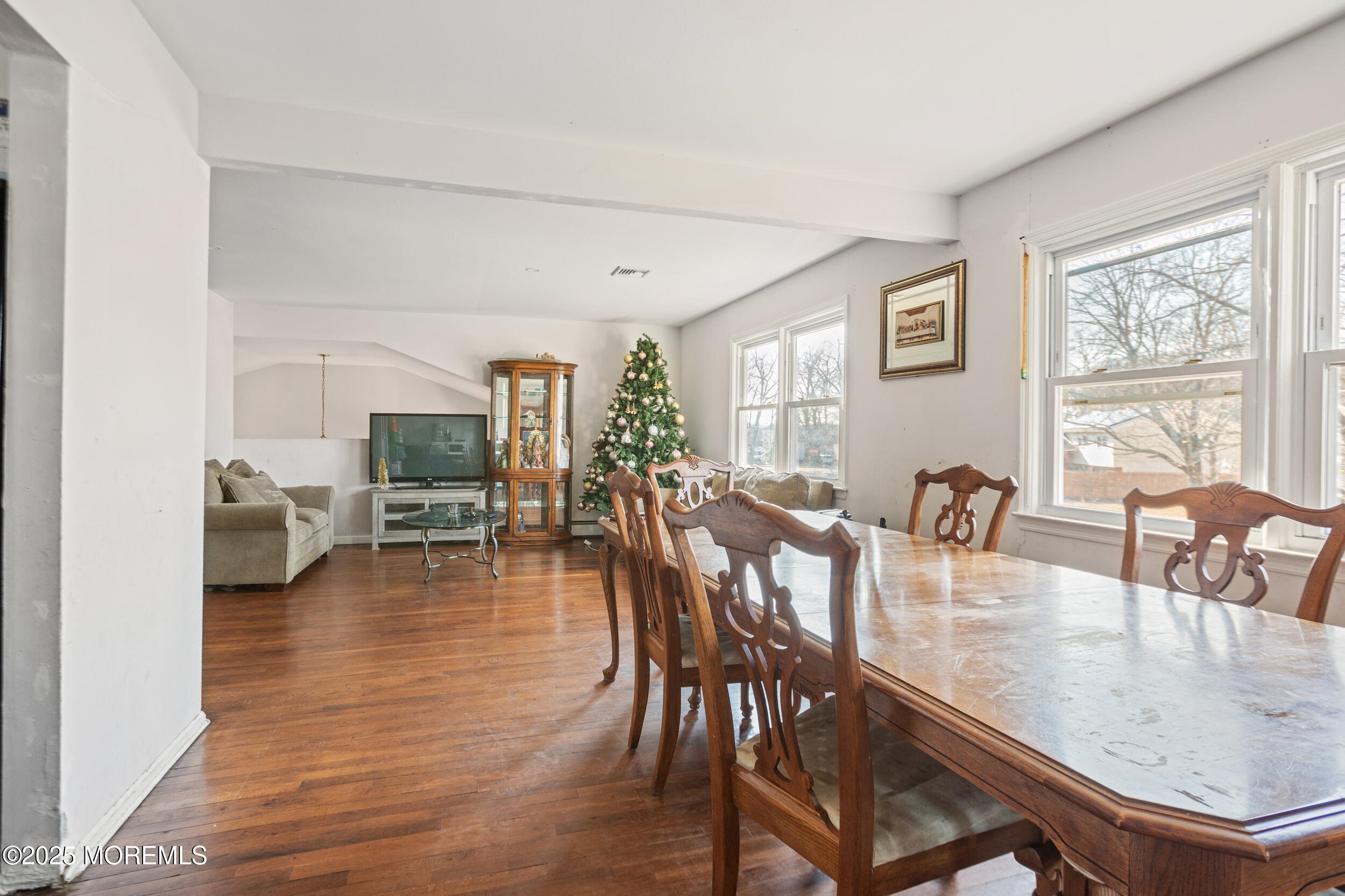 919 Bow Road Toms River, NJ 08753 - Photo 9 of 28 18 dining room