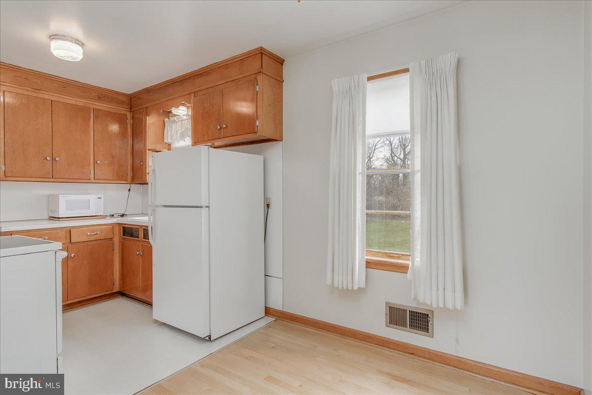 11330 Manse Road Hagerstown, MD 21740 - Photo 11 of 25 Gallery Image 11