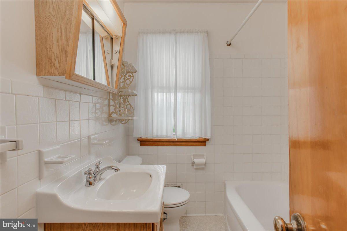 11330 Manse Road Hagerstown, MD 21740 - Photo 16 of 25 Gallery Image 16