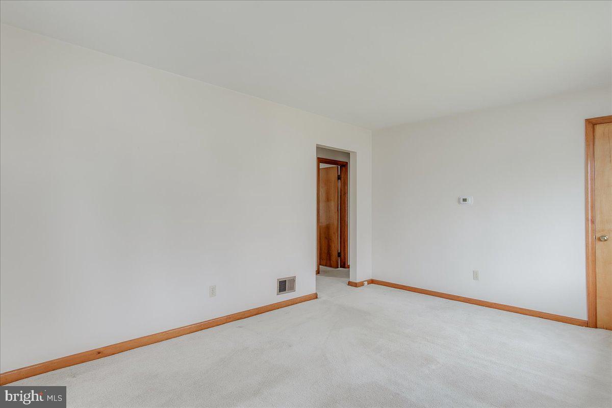 11330 Manse Road Hagerstown, MD 21740 - Photo 7 of 25 Gallery Image 7