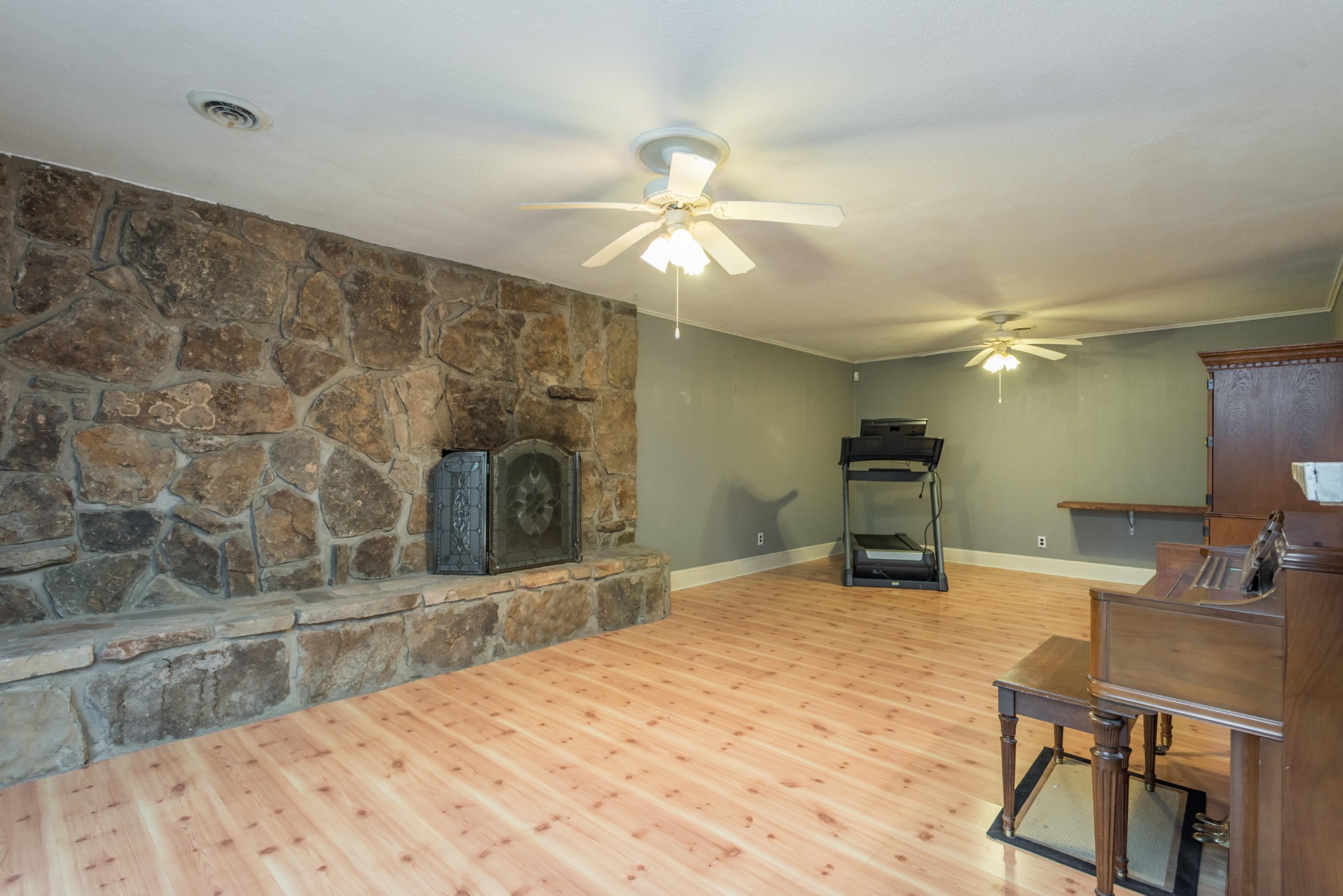 817 Sanders Road Northwest Knoxville, TN 37923 - Photo 16 of 40 Gallery Image 16