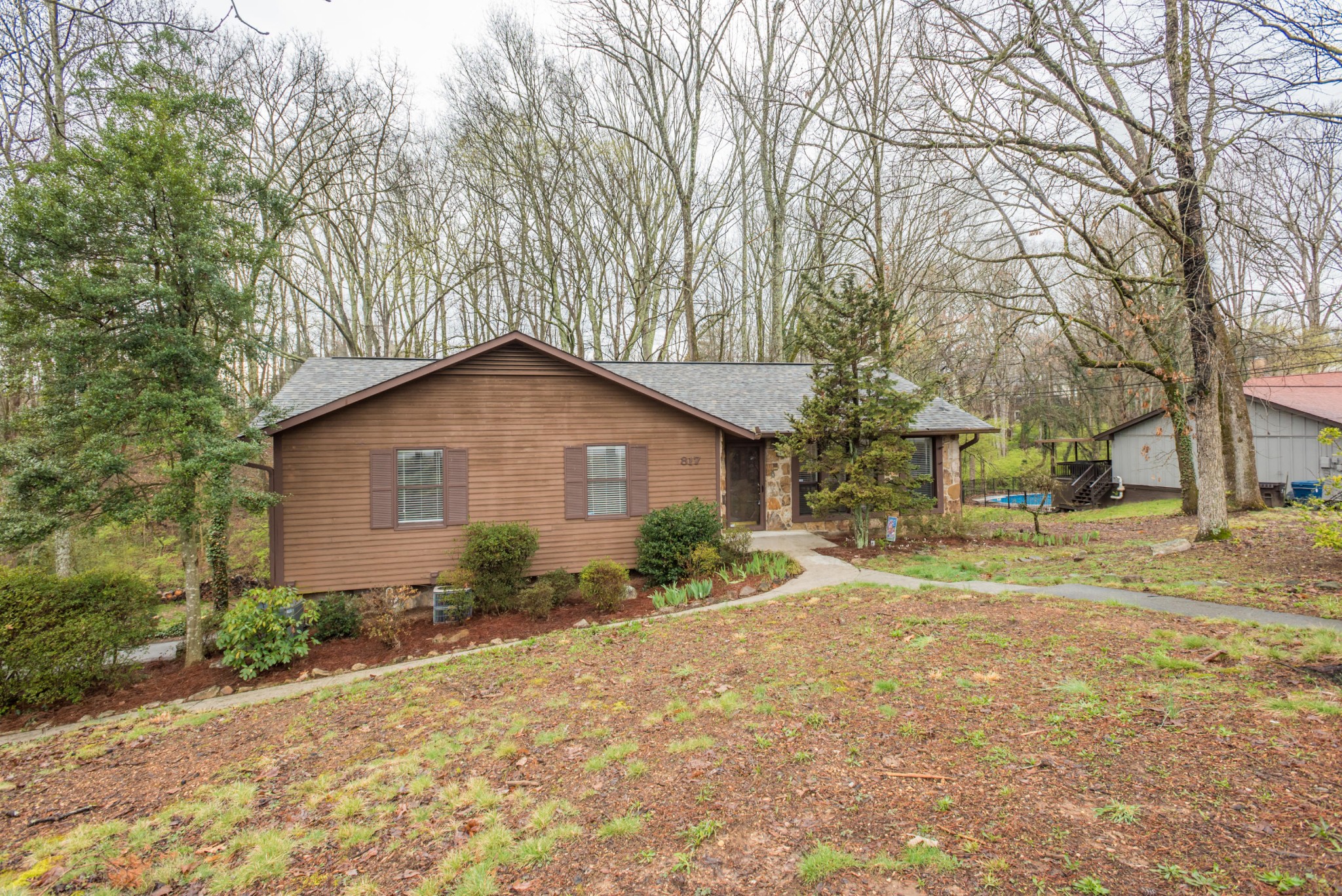 817 Sanders Road Northwest Knoxville, TN 37923 - Photo 3 of 40 Gallery Image 3