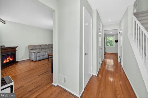 $569,000 | 941 Paulsboro Drive, Rockville, MD 20850