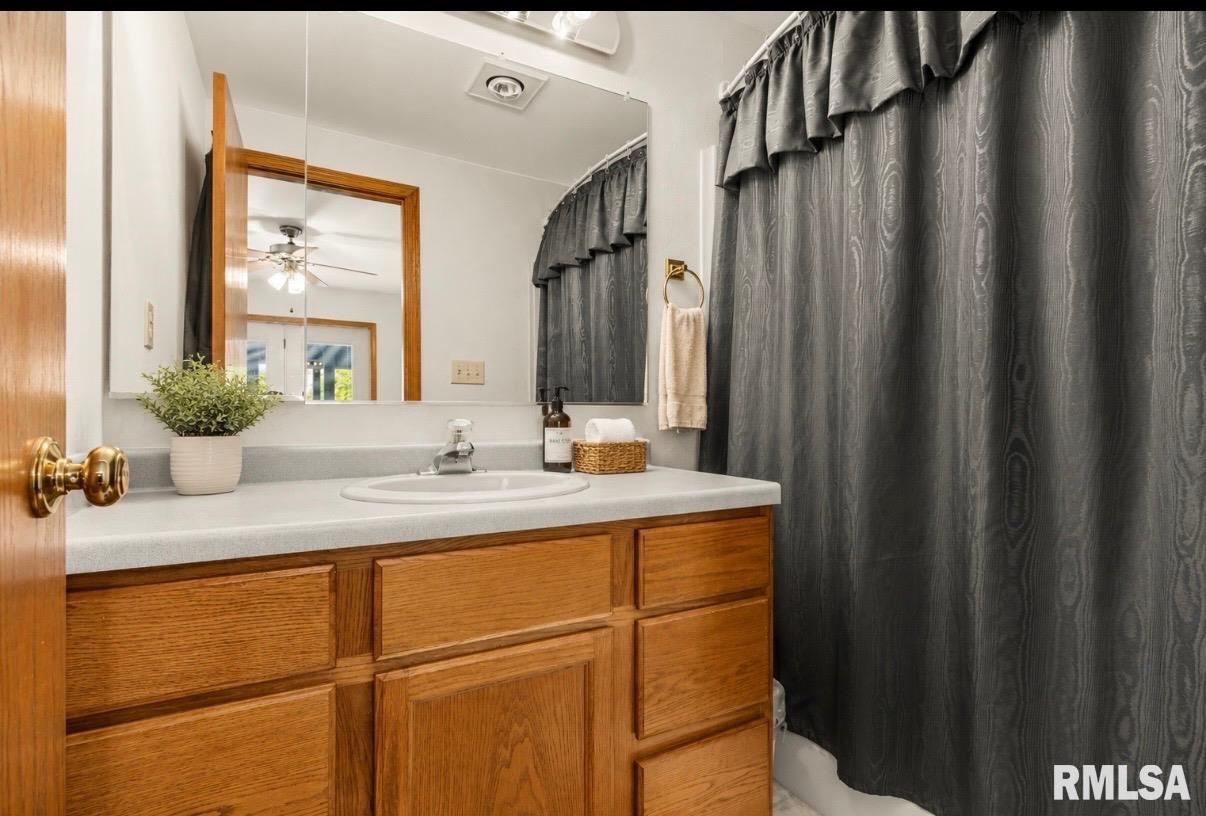 13021 North Bland Road Dunlap, IL 61525 - Photo 13 of 32