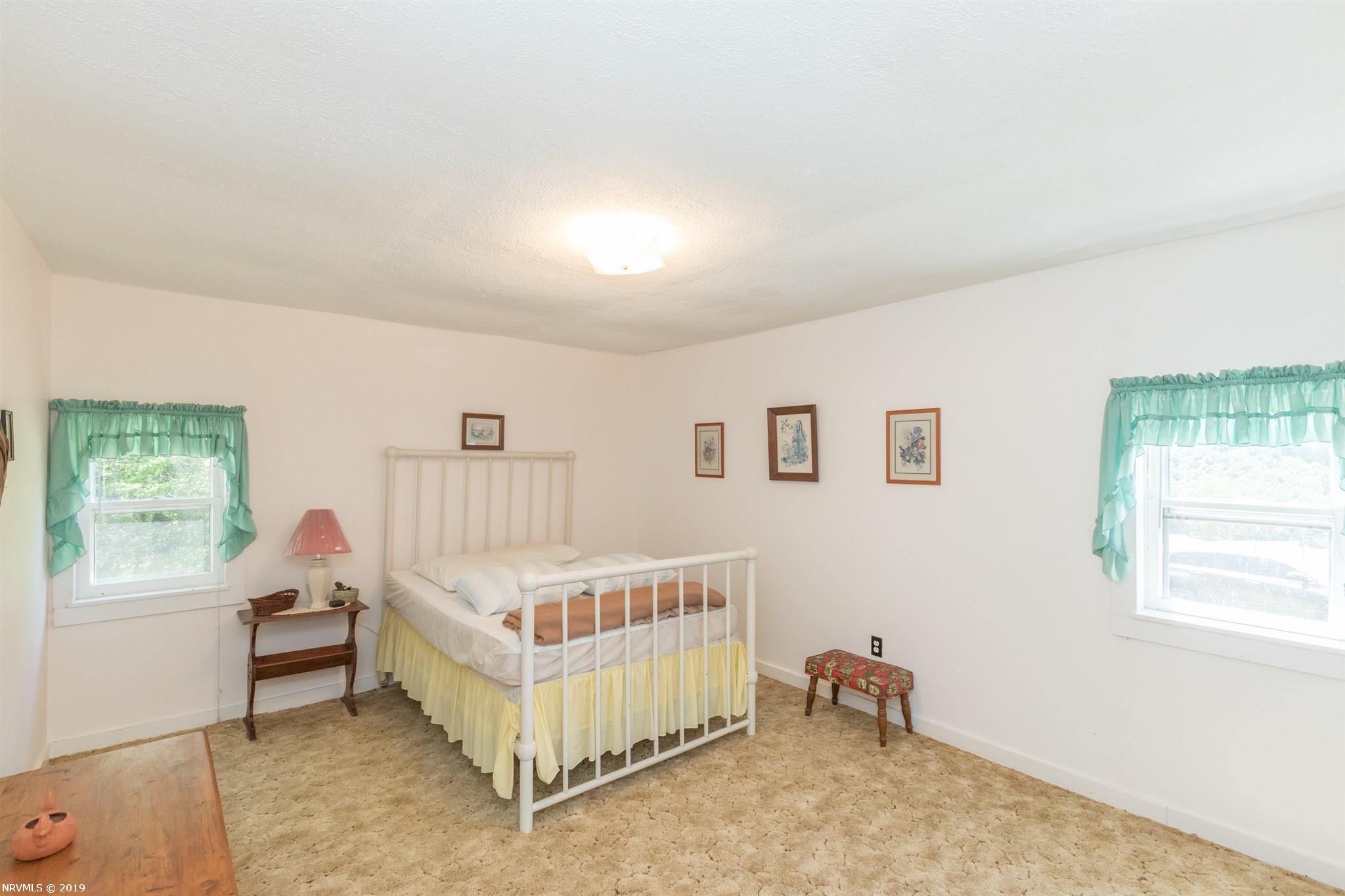 305 Newt's Hill Road Fancy Gap, VA 24328 - Photo 42 of 67 Gallery Image 42