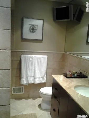 $4,300 | 84 Pacific Boulevard, Long Beach, NY 11561