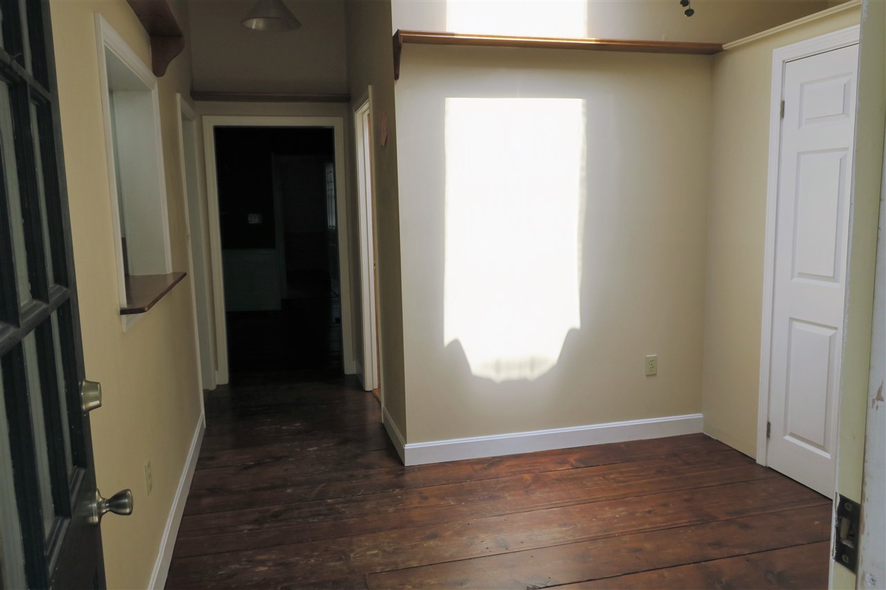 96 Main Street, Unit 2 Exeter, NH 03833 - Photo 8 of 27 Gallery Image 8
