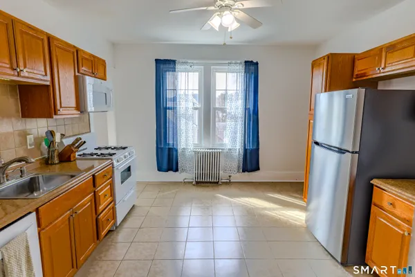 $1,550 | Undisclosed Address, New Britain, CT 06052