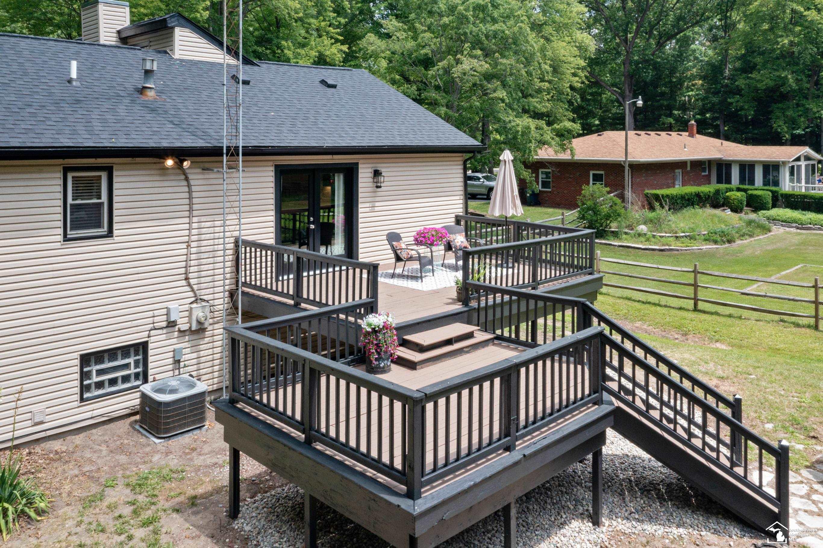 5093 Smith Road Ottawa Lake, MI 49267 - Photo 36 of 38