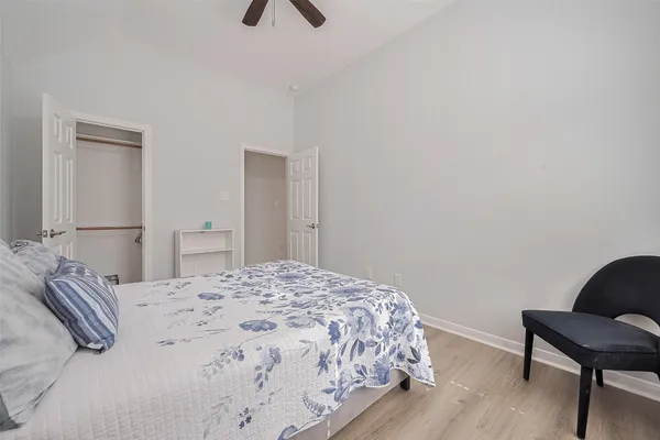 $4,250 | 14 Sprite Woods Place, The Woodlands, TX 77382