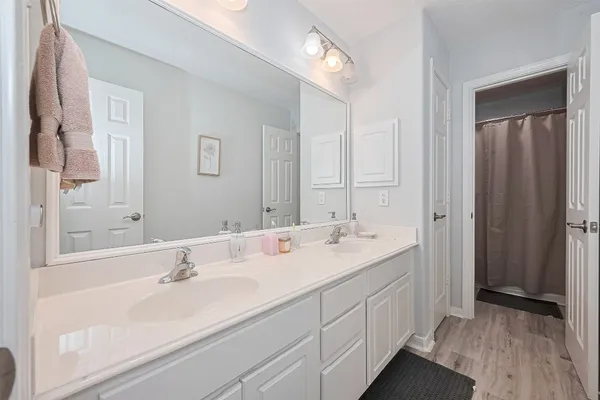 $4,250 | 14 Sprite Woods Place, The Woodlands, TX 77382