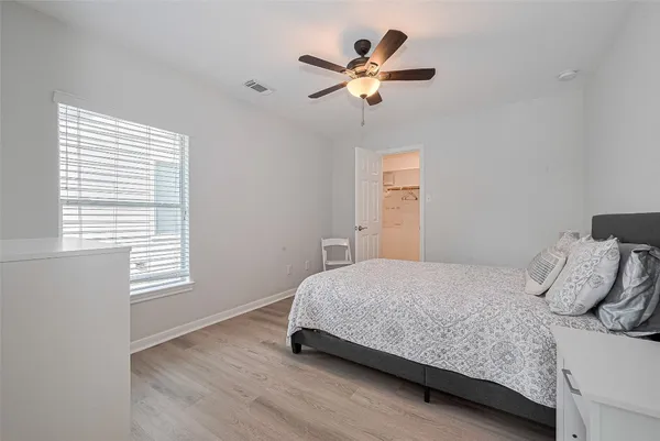 $4,250 | 14 Sprite Woods Place, The Woodlands, TX 77382