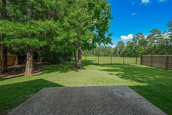 $4,250 | 14 Sprite Woods Place, The Woodlands, TX 77382