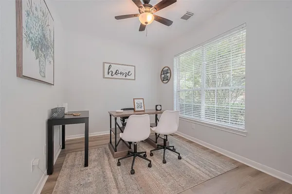 $4,250 | 14 Sprite Woods Place, The Woodlands, TX 77382