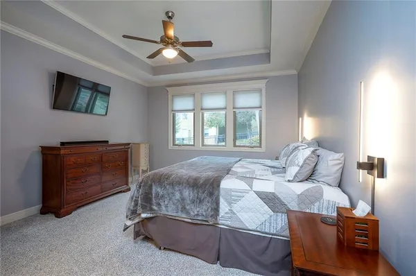 $579,900 | 952 East 121st Place, Olathe, KS 66061