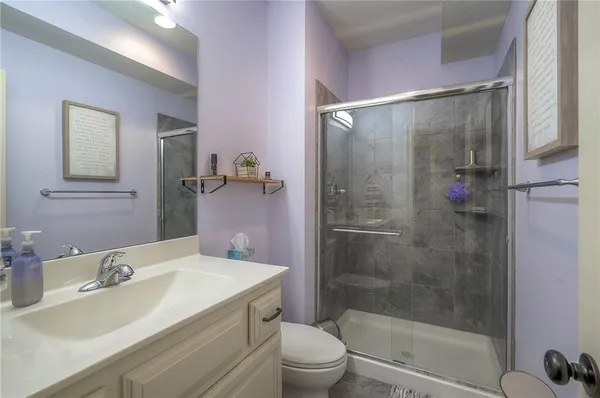 $579,900 | 952 East 121st Place, Olathe, KS 66061