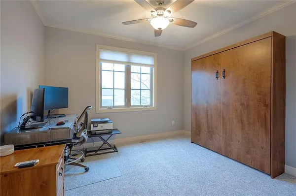 $579,900 | 952 East 121st Place, Olathe, KS 66061