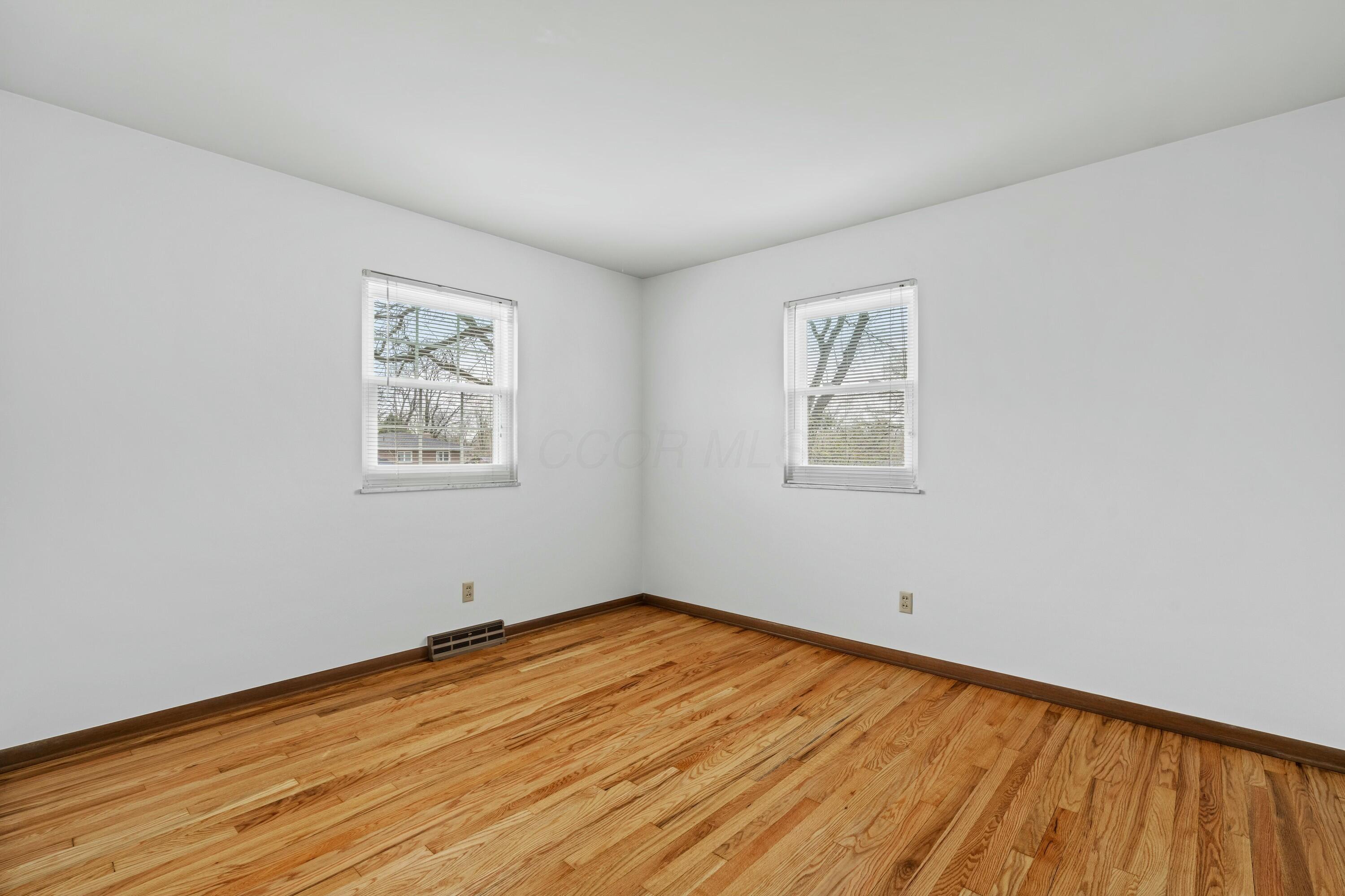 2500 Lytham Road Upper Arlington, OH 43220 - Photo 32 of 69 Bedroom #3