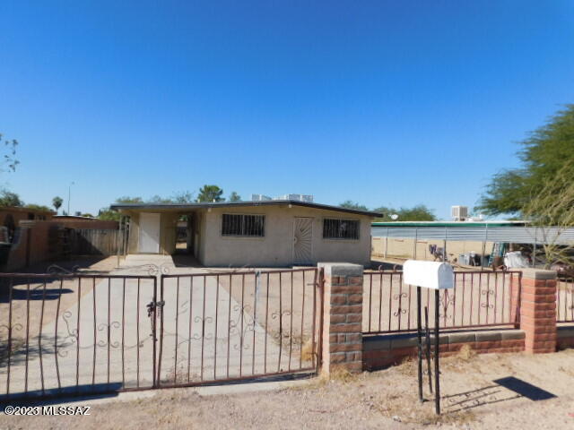 7034 South 6th Avenue Tucson, AZ 85756 - Photo 3 of 13
