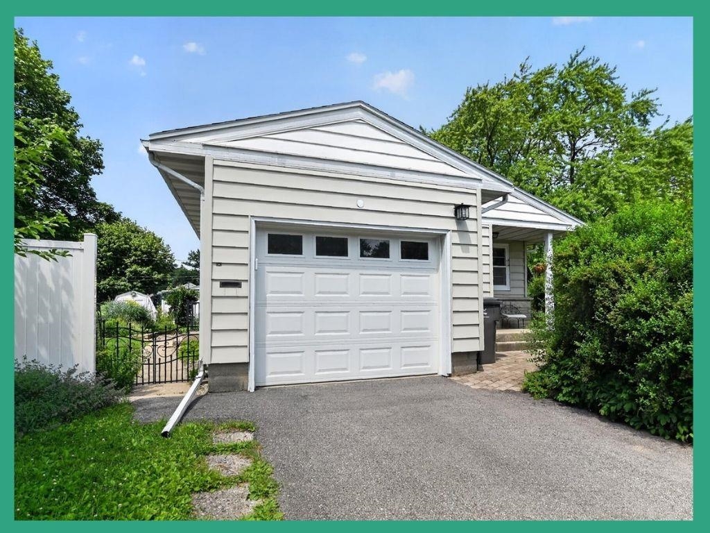 400 Frost Woods Road Monona, WI 53716 - Photo 12 of 59