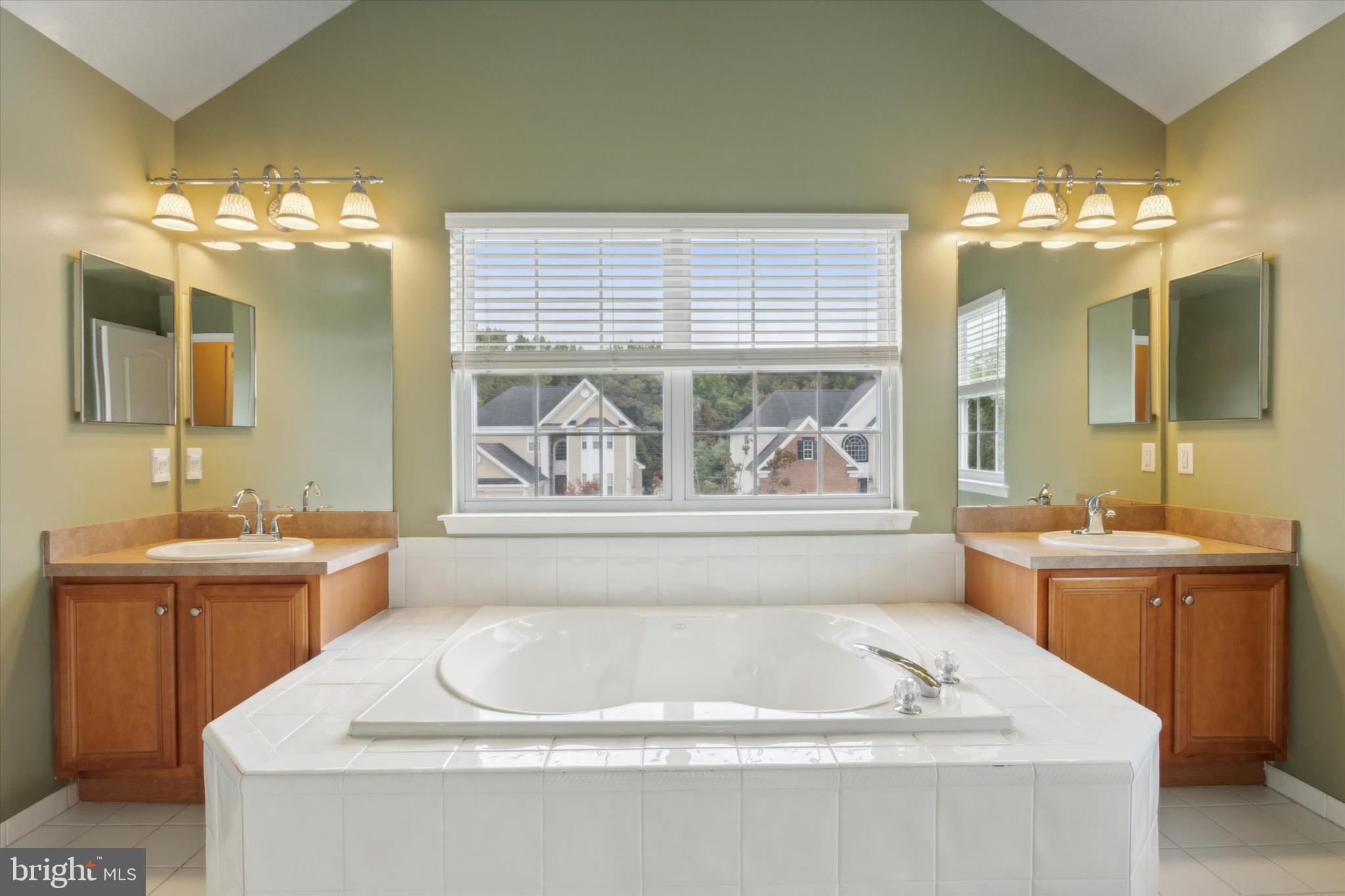 913 Denston Road Thorofare, NJ 08086 - Photo 19 of 25