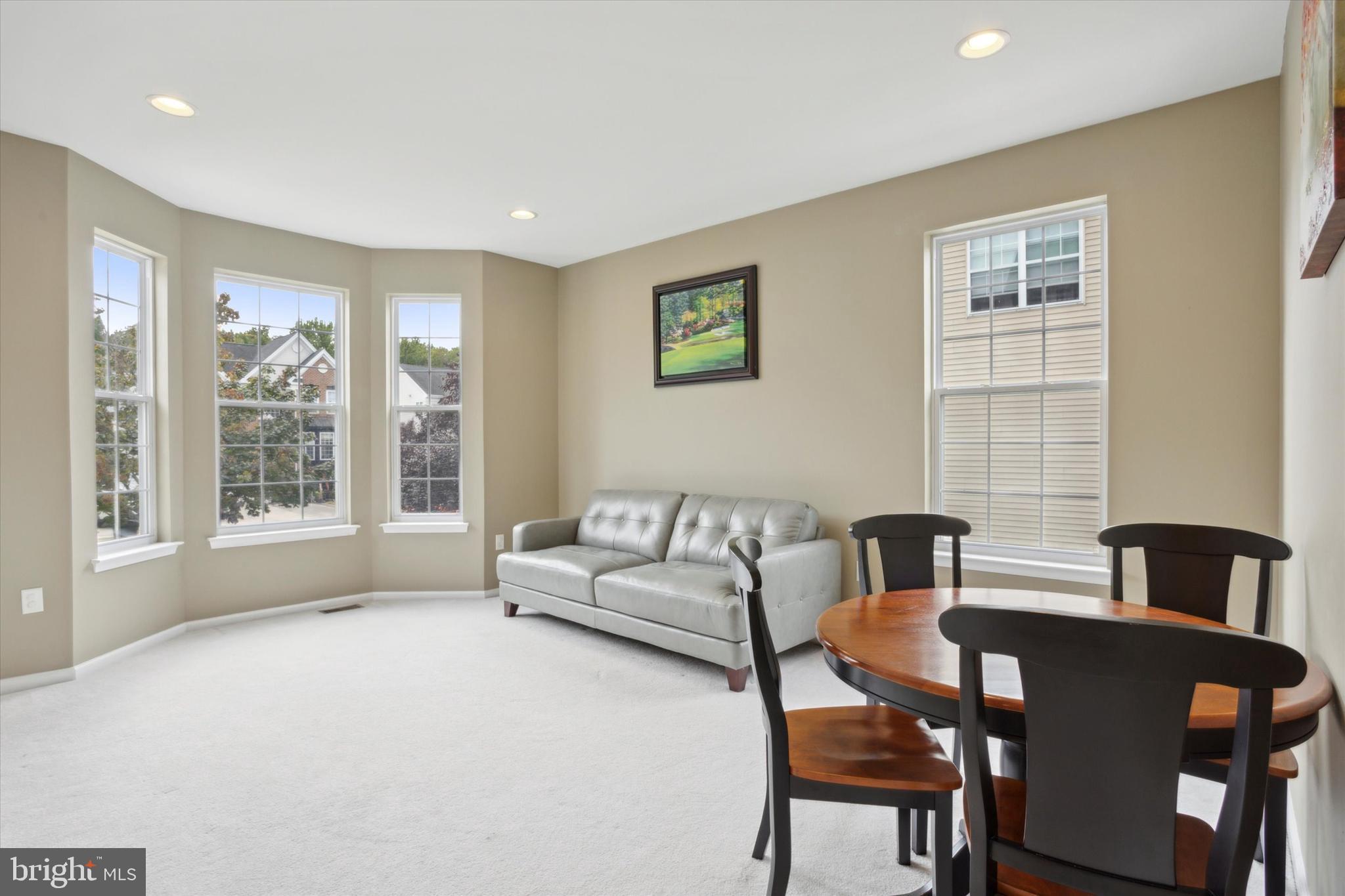 913 Denston Road Thorofare, NJ 08086 - Photo 2 of 25