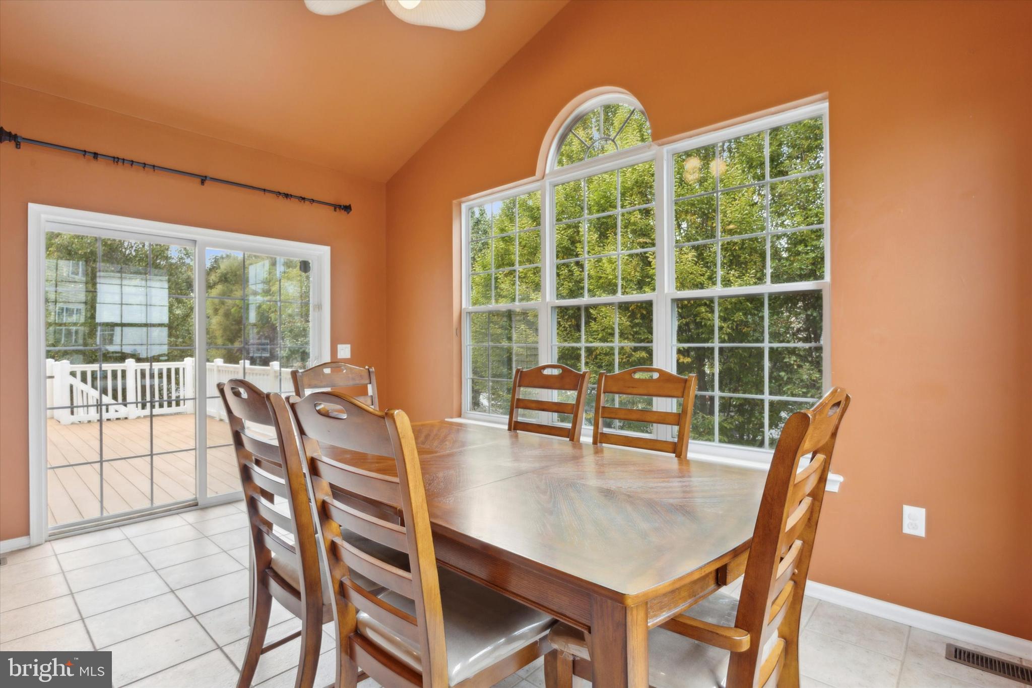 913 Denston Road Thorofare, NJ 08086 - Photo 8 of 25