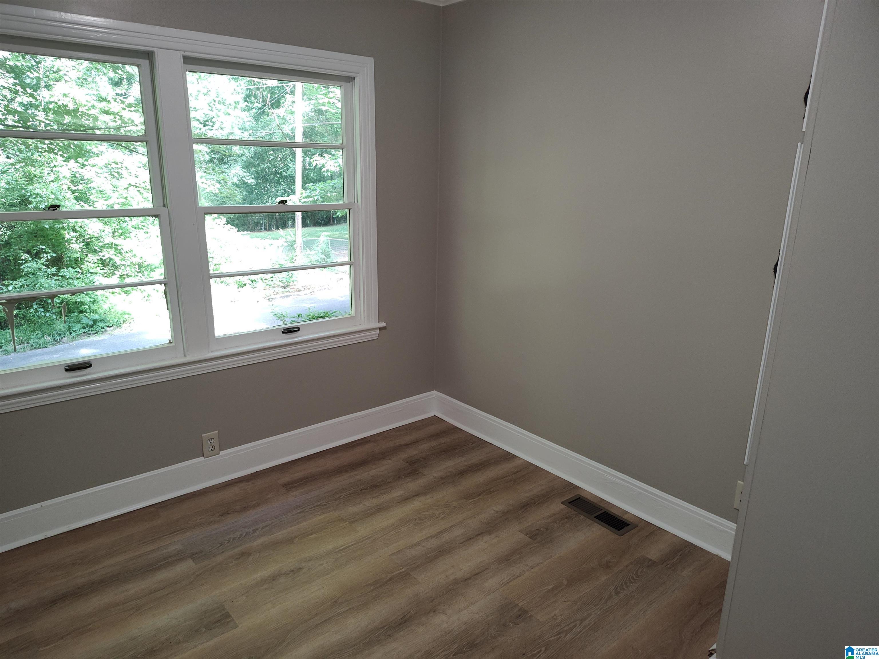 204 Primrose Path Sylacauga, AL 35150 - Photo 11 of 13