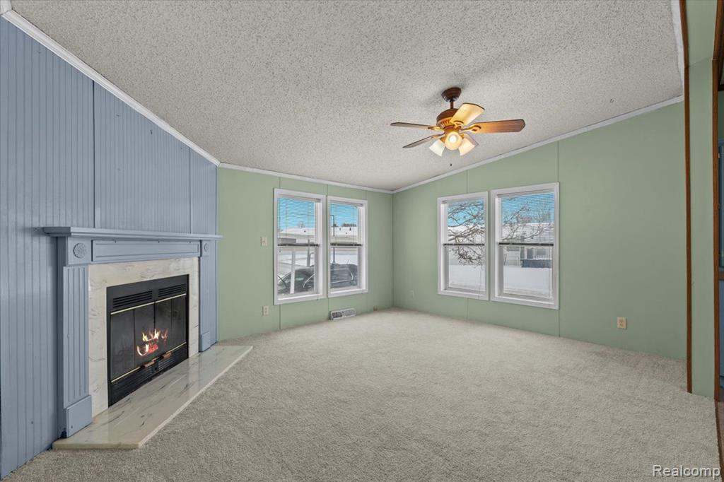 103 Chinkapin Rill Fenton, MI 48430 - Photo 5 of 29 Gallery Image 5