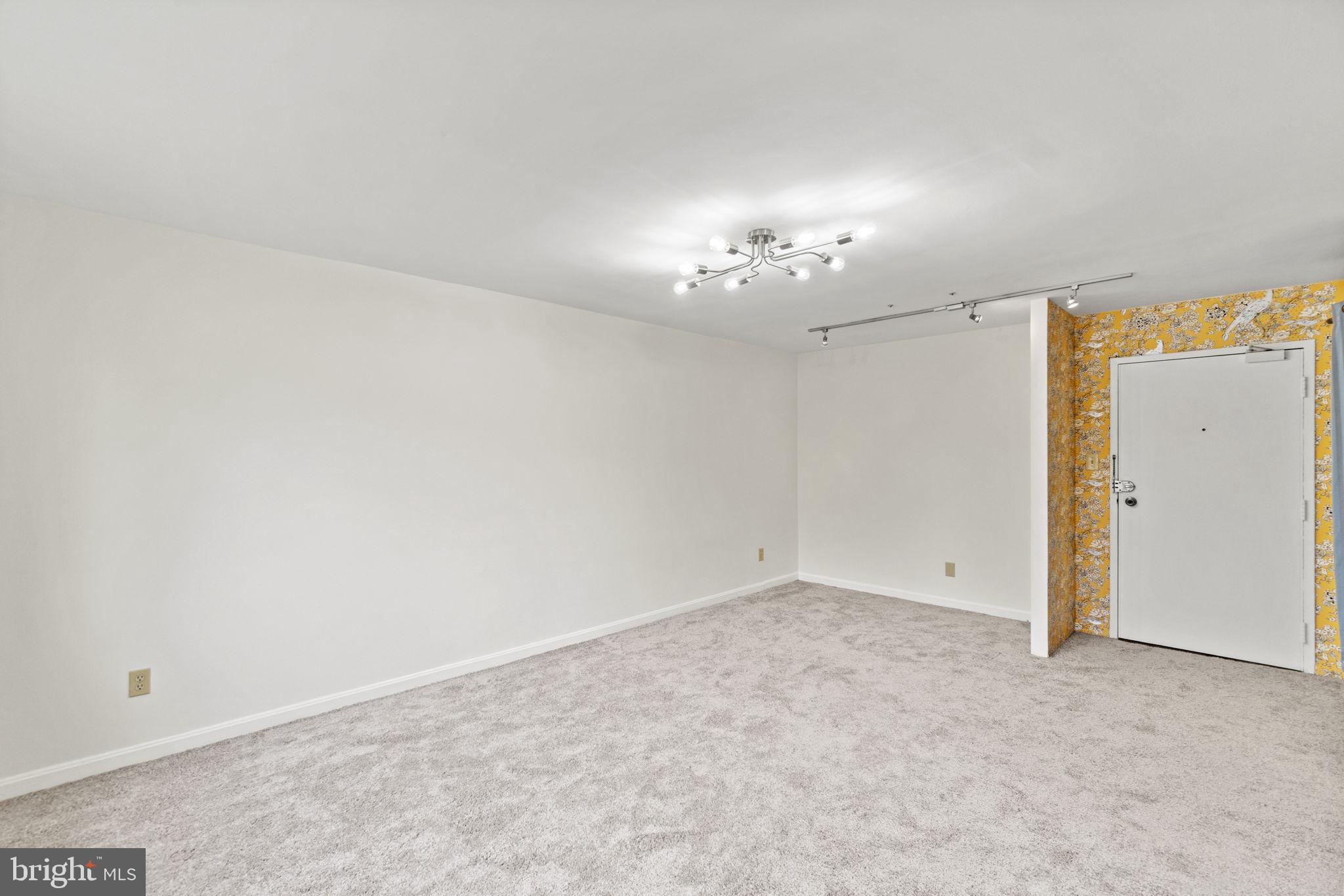 2710 Macomb Street Northwest, Unit 302 Washington, DC 20008 - Photo 4 of 19 This canvas is yours!