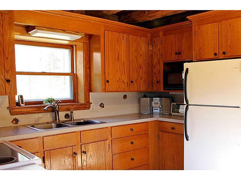 22 Albion Road Windham, ME 04062 - Photo 3 of 27 Kitchen.