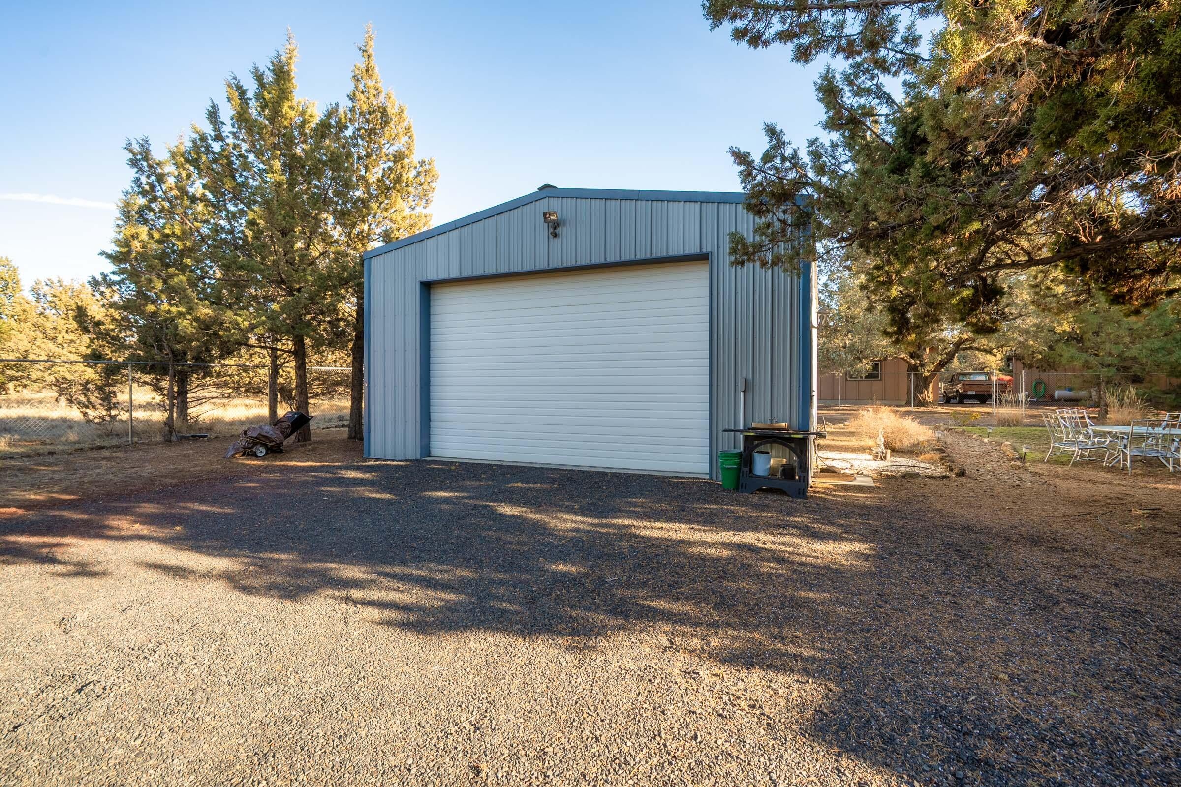 12841 Southwest Upper Ridge Terrebonne, OR 97760 - Photo 3 of 41 106_Upper Ridge_Pro Property Photos_Bend