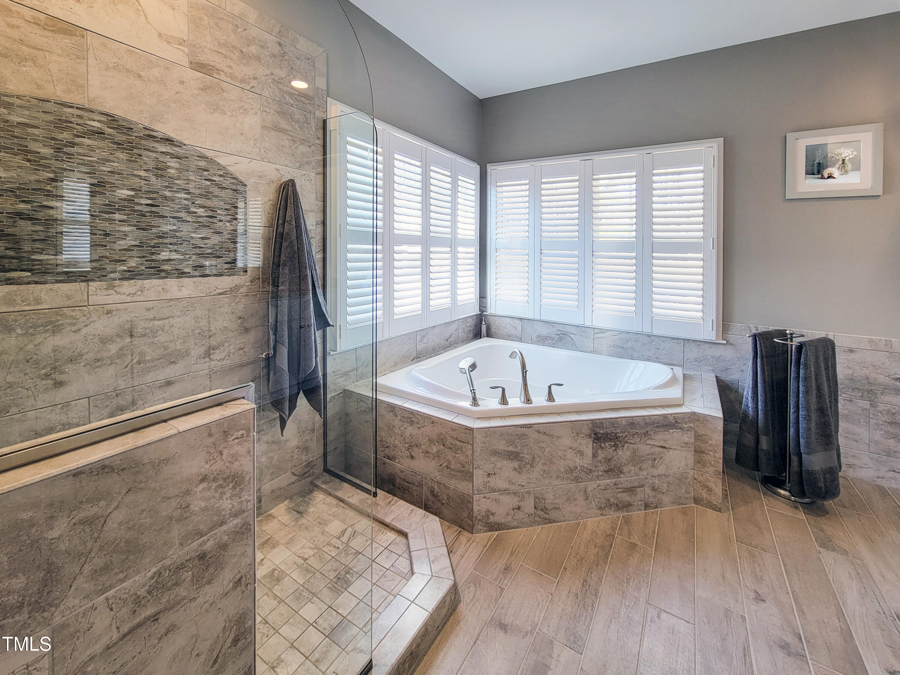 3904 Hidden Tree Court Raleigh, NC 27606 - Photo 26 of 48 Primary Suite Bath